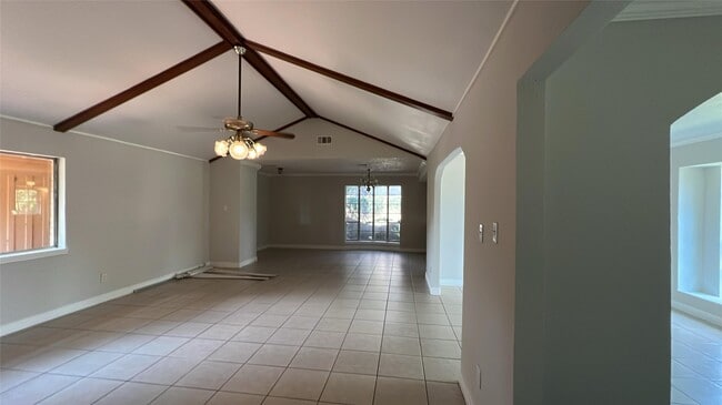 Building Photo - 2802 Toyah Ave