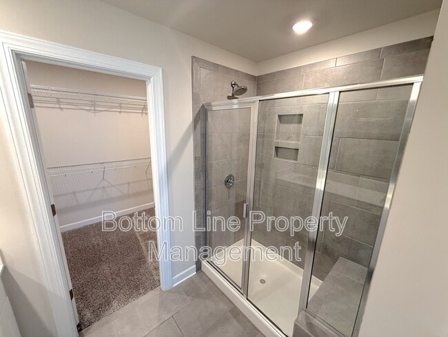 Building Photo - 629 Cranford Dr