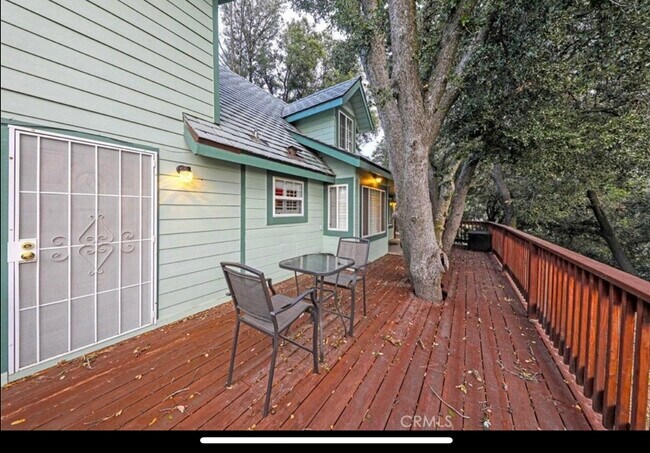 Building Photo - 24913 Matterhorn Ct