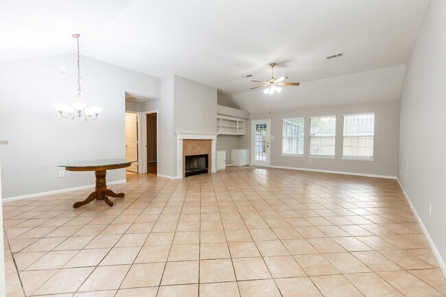 Building Photo - 11727 Inga Ln