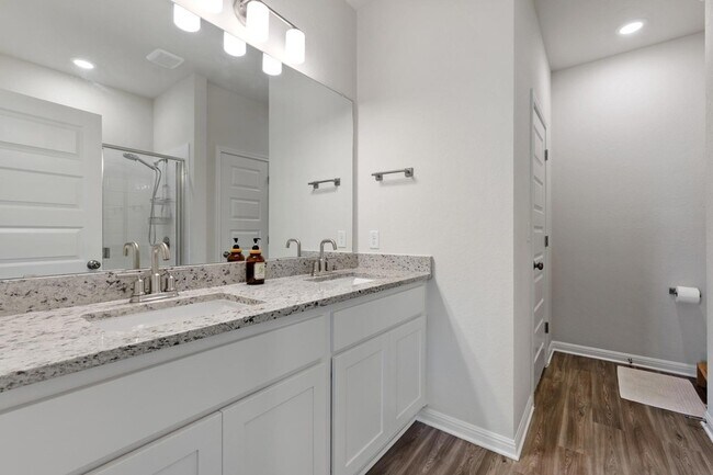 Building Photo - 8306 Haflinger Dr