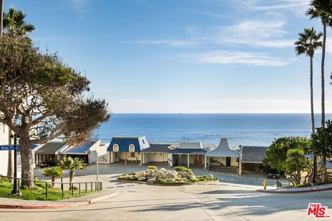 Building Photo - 11874 S Beach Club Way