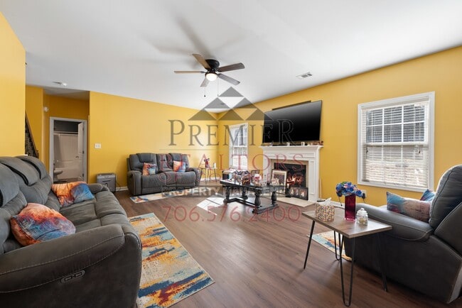 Building Photo - 4940 Brightstar Ln