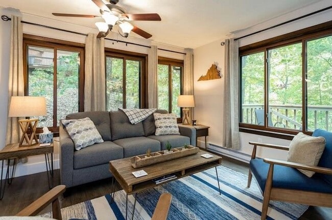 Building Photo - 287 Casper Ct