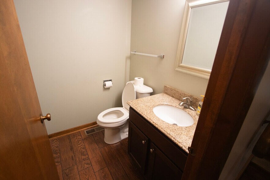 Building Photo - 1115 Sioux Dr