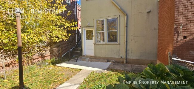 Building Photo - 1st Floor: 1 Bedroom / 1 Bath in Allentown!