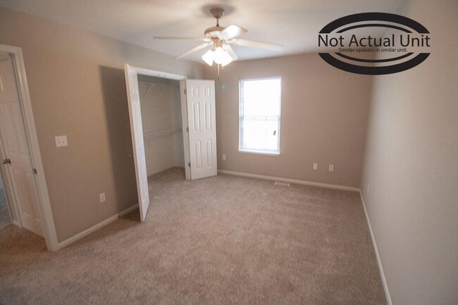 Building Photo - 3914 Snowy Owl Dr