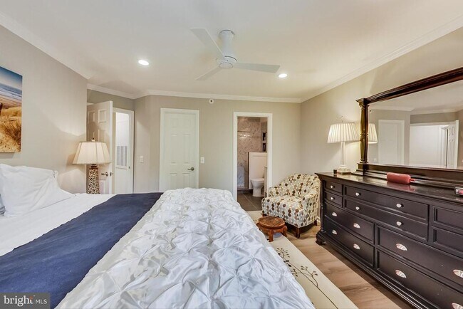 Building Photo - 5708 Chapman Mill Dr