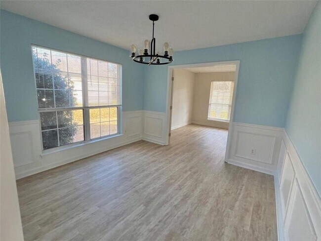 Building Photo - 2415 Hamilton Parc Ln NE