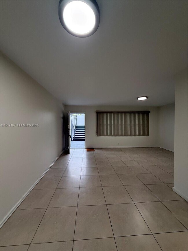 Building Photo - 13250 SW 4th Ct