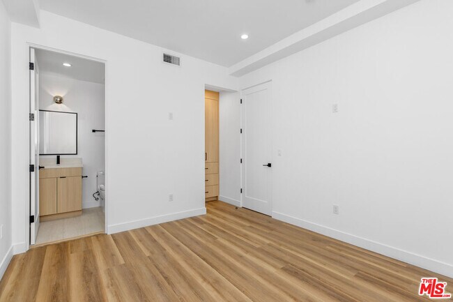 Building Photo - 5225 20th St