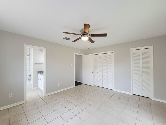 Building Photo - Welcome to your dream rental! This meticulously remodeled 3-bedroom, 2-bathroom home in the heart...