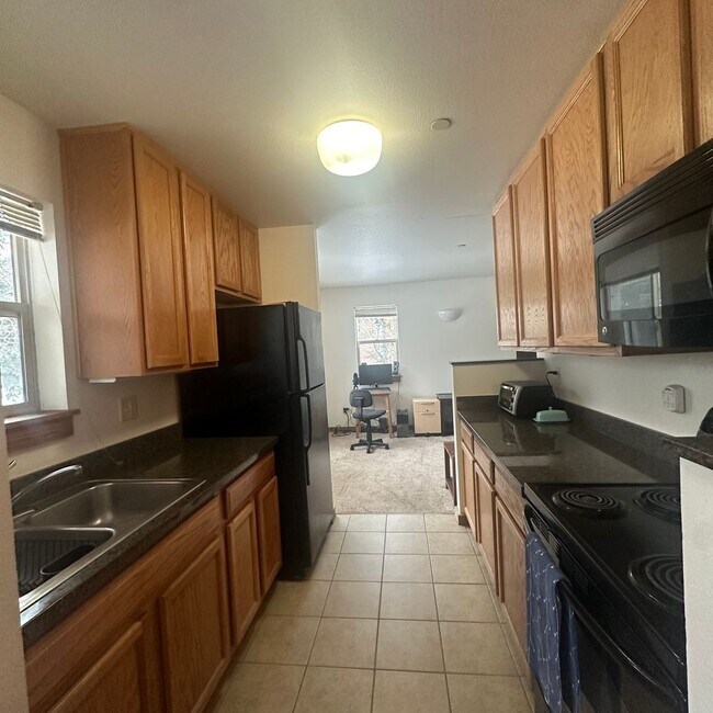 Building Photo - Furnished Studio Apartment in Victor, ID - Flexible Lease Terms