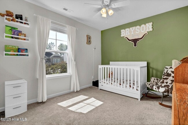 Building Photo - 519 Birdsong Dr