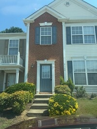 Building Photo - Lovely 3br 2.5ba TH in Raleigh! Available ...