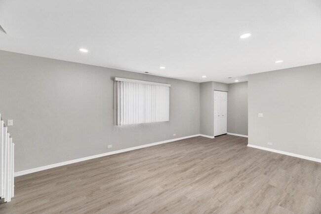 Building Photo - 721 Sunfish Pt