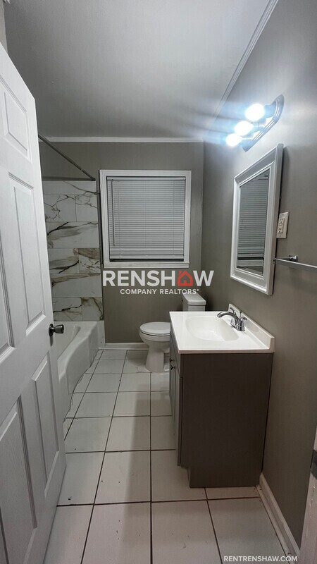 Building Photo - 4092 Orleans Rd