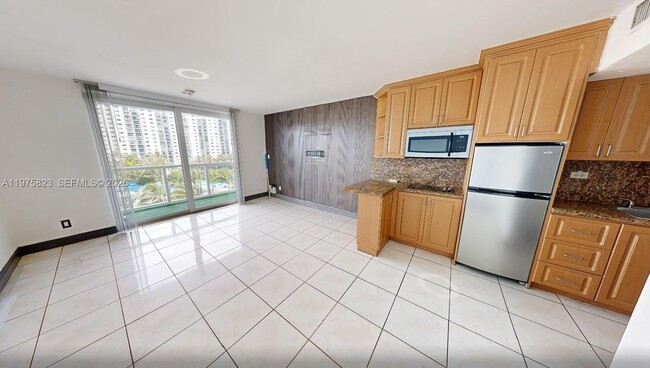 Building Photo - 19201 Collins Ave