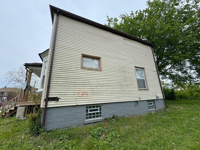Building Photo - 6144 16th St