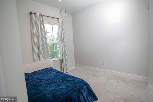 Building Photo - 8210 Goldstone Ct