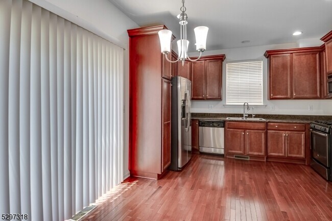 Building Photo - 115 Sowers Dr