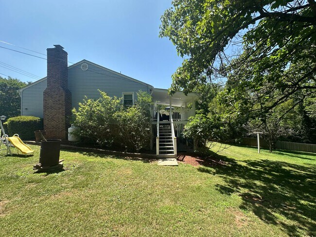Building Photo - One Story Ranch with Unfinished Basement