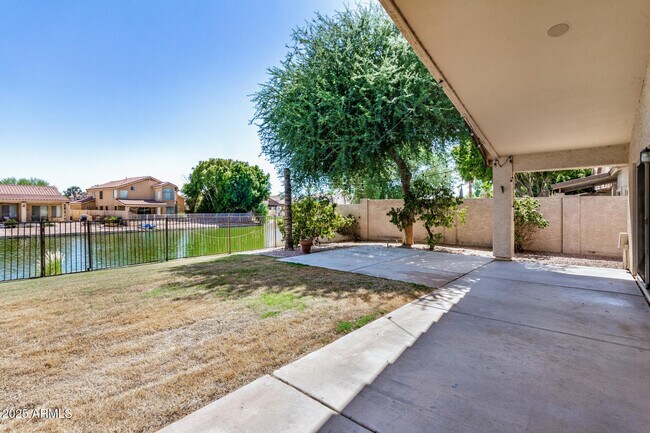 Building Photo - 6769 W Monona Dr