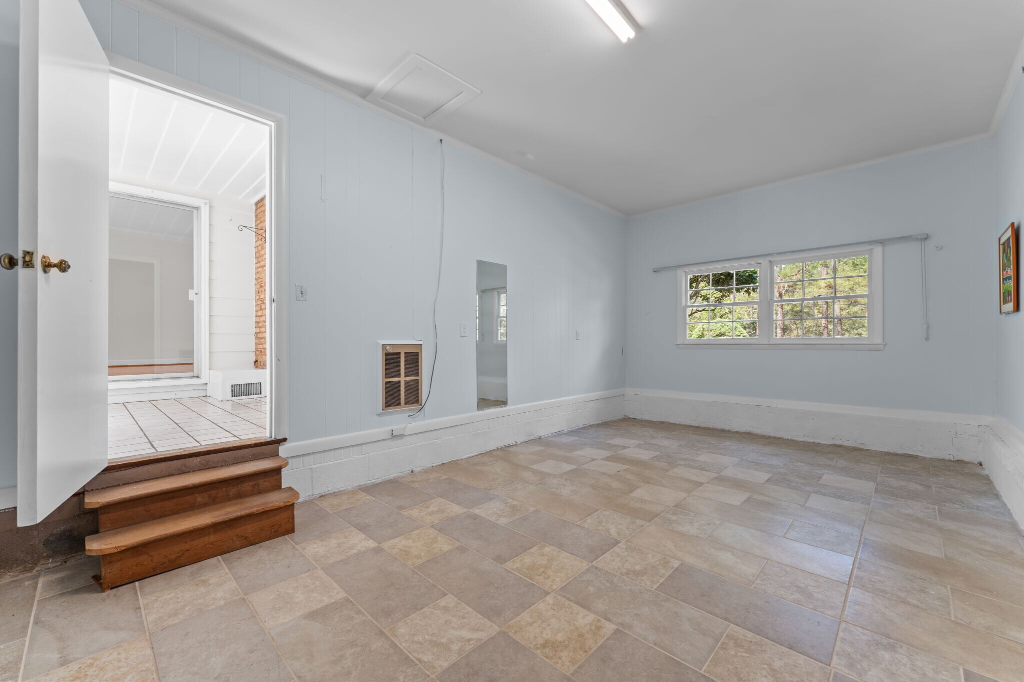 Building Photo - 1055 Inverness Rd