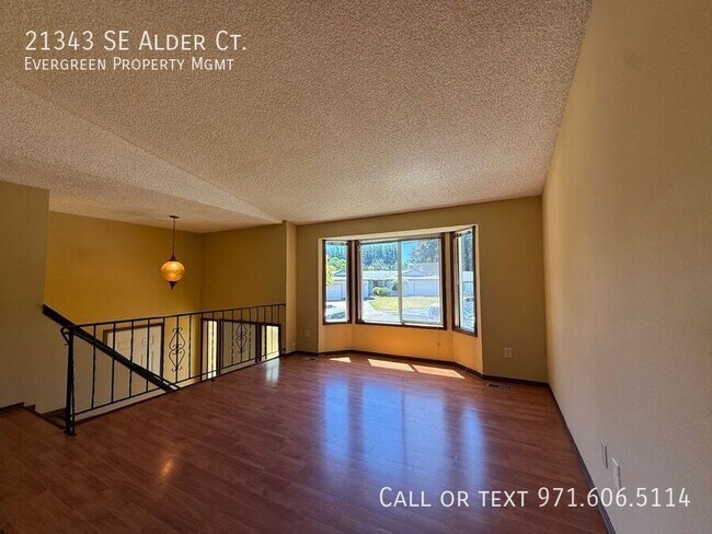 Building Photo - 21343 SE Alder Ct