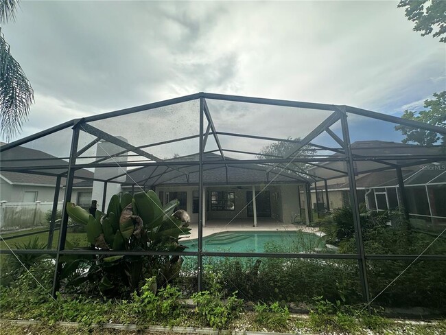 Building Photo - 929 Rosinia Ct