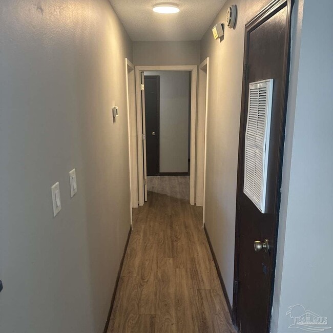 Building Photo - 455 Stara Cir