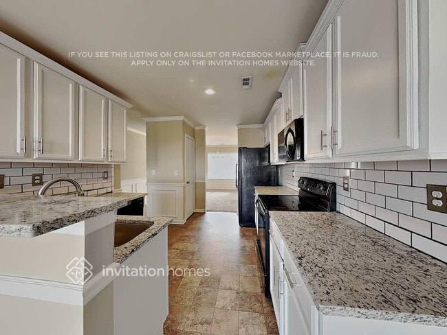 Building Photo - 4712 McClure Rd