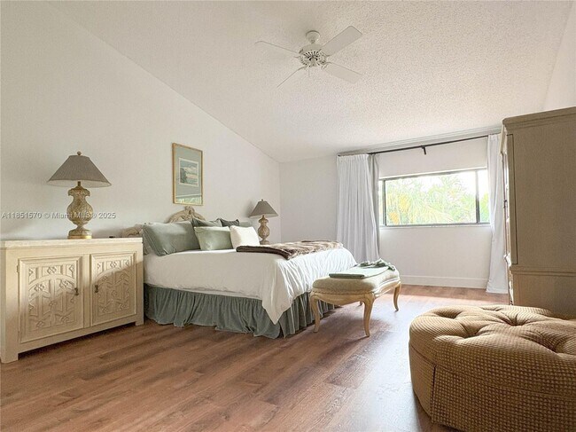 Building Photo - 2530 Windsor Way Ct