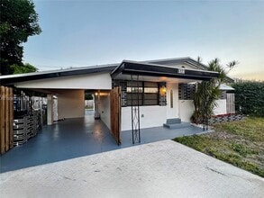 Building Photo - 6137 Dewey St