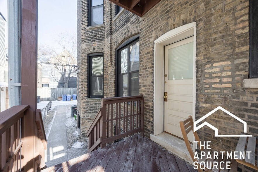 Building Photo - 2130 W Concord Pl