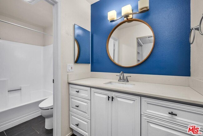 Building Photo - 5119 Raintree Cir