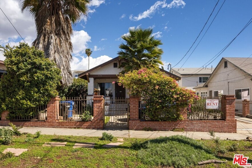Building Photo - 1538 North Mariposa Avenue