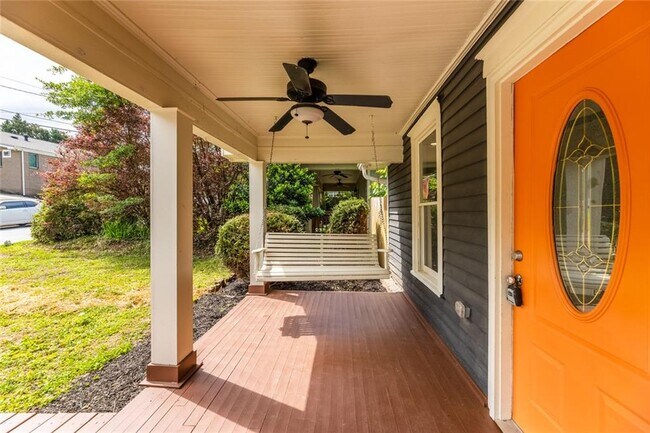 Building Photo - 487 Pasley Ave SE