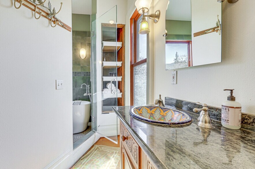 Building Photo - 3177 Vichy Ave