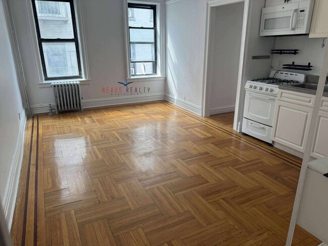 Building Photo - 25-02 Steinway St