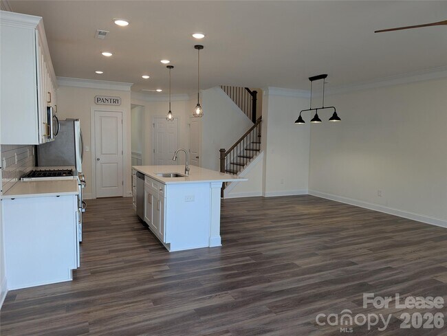 Building Photo - 6324 Keeton Ln