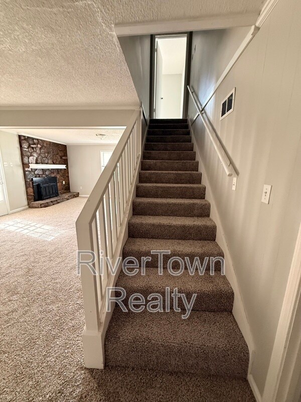 Building Photo - 3113 Wickham Dr