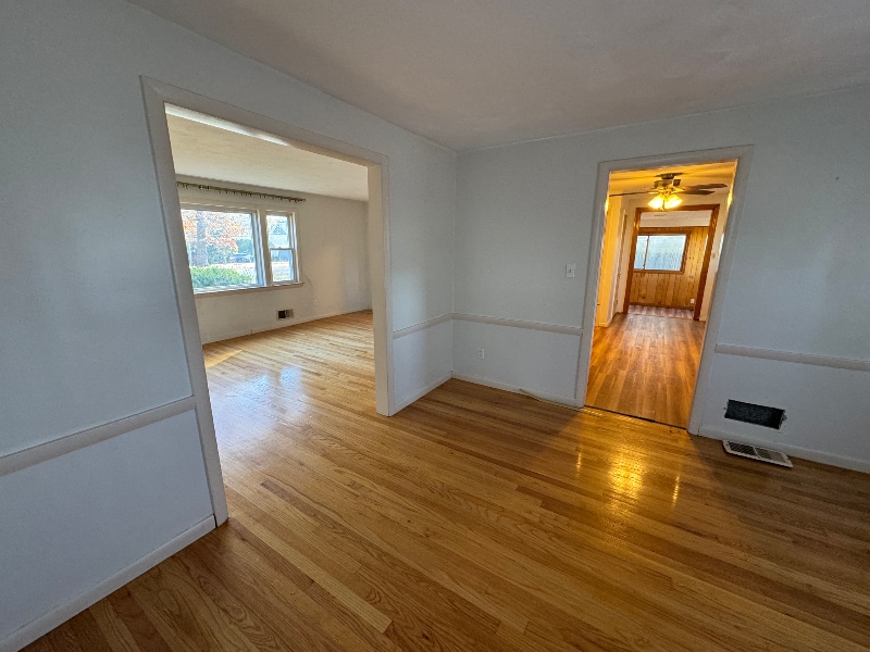 Building Photo - 21 High St