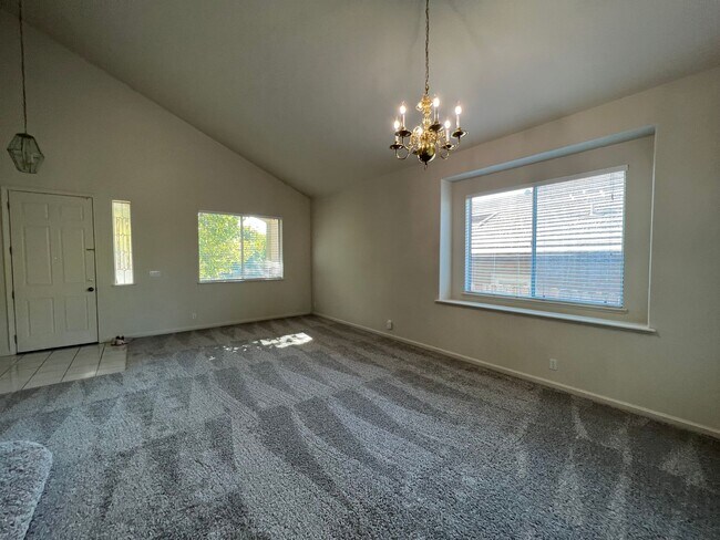 Building Photo - 1017 Halidon Way