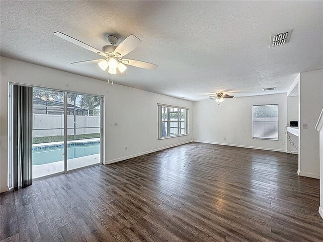 Building Photo - 16748 Sunrise Vista Dr