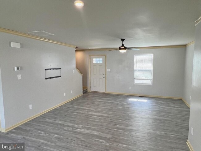 Building Photo - 3215 Pebble Run Dr
