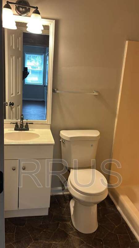Building Photo - 2934 Lakemont Dr SW
