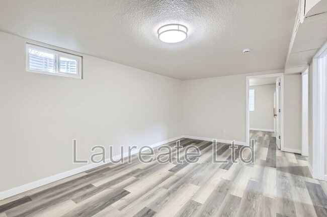 Building Photo - 8344 Charlotte Way