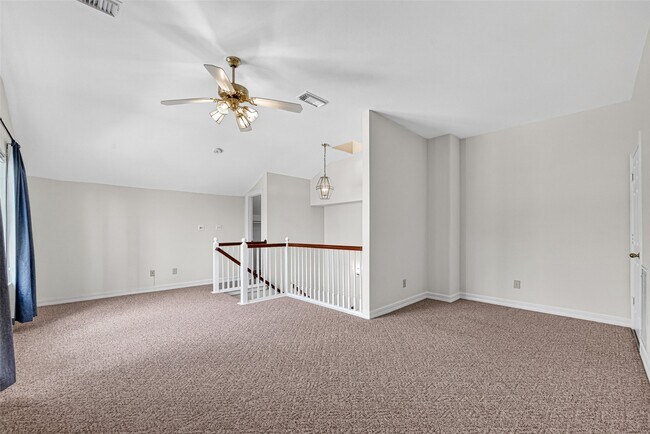 Building Photo - 3619 W Clay St