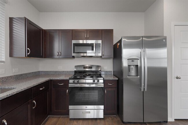 Building Photo - 101 Keltic Dr